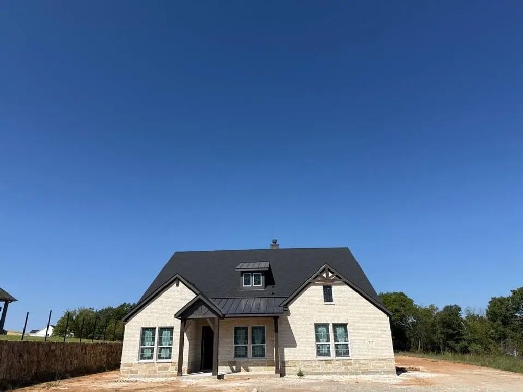 517 Lantana Drive, Weatherford