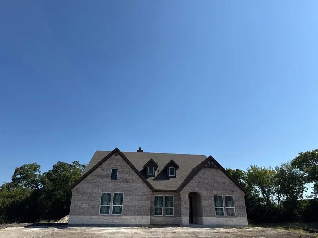 541 Lantana Drive, Weatherford