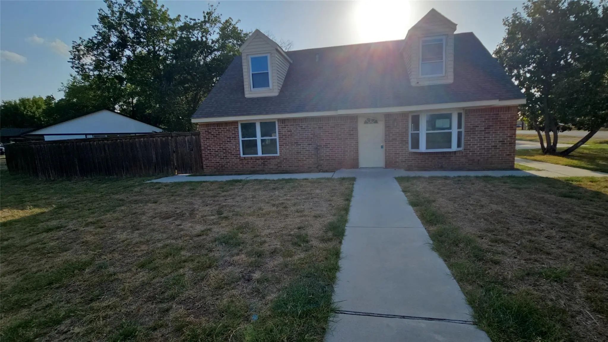 Photo of Listing #21352355