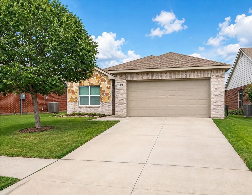 2021 Meadow Park Drive, Princeton