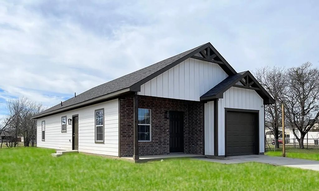 504 Sw 15th Street, Mineral Wells