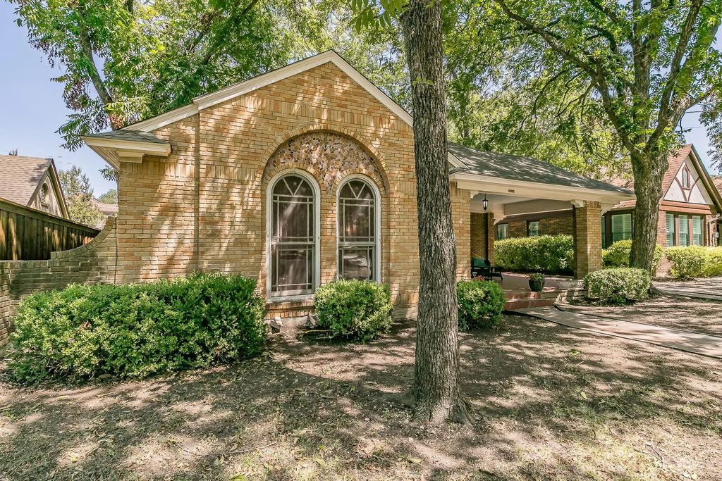 2209 Warner Road, Fort Worth