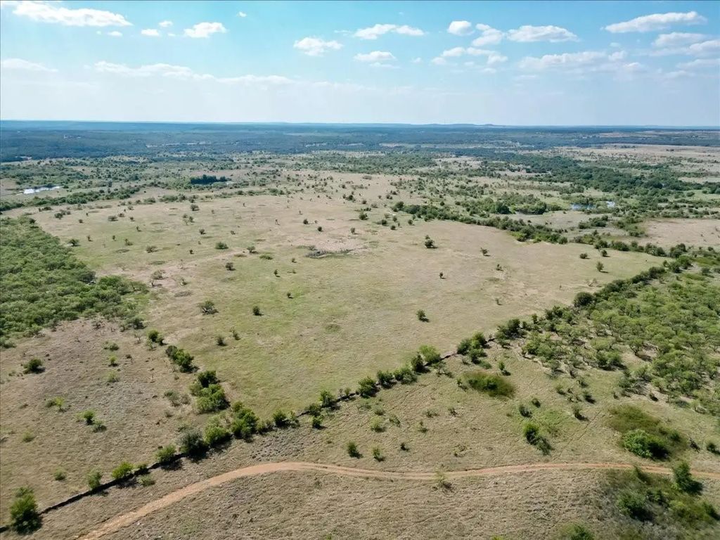 496 Acres Nash Road, Jacksboro
