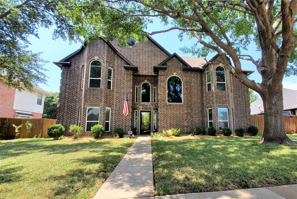 912 Blackstone Drive, Allen