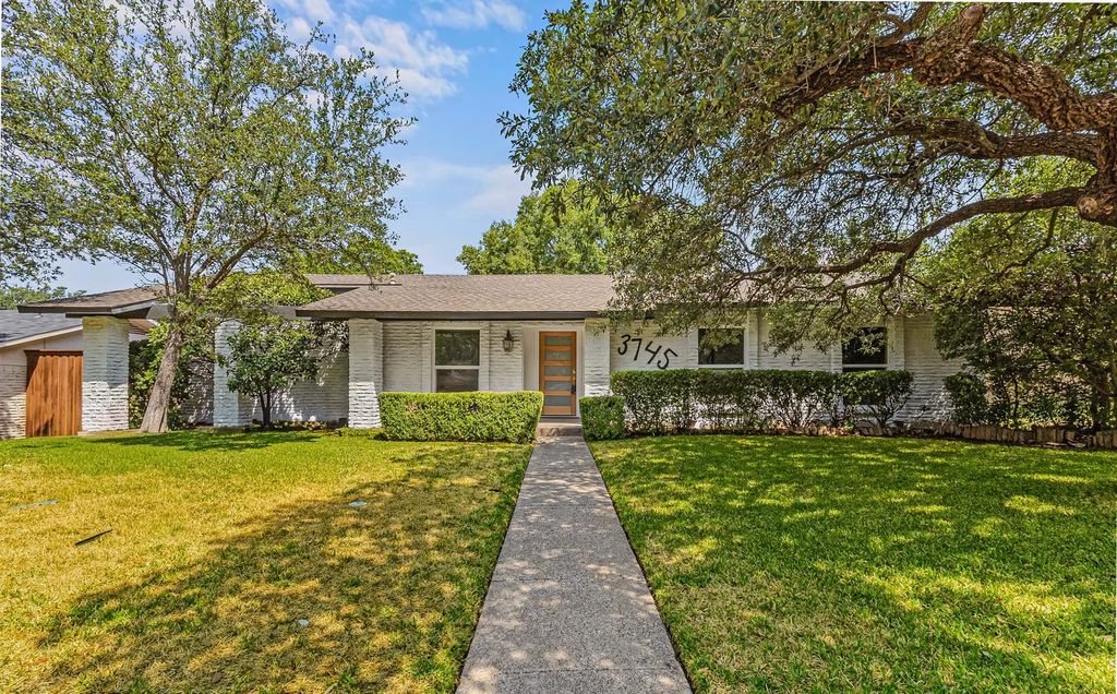3745 Blue Trace Lane, Farmers Branch