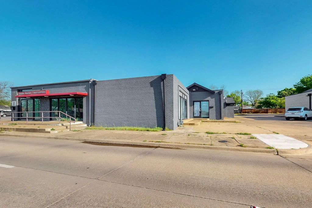 630 Dalworth Street, Grand Prairie