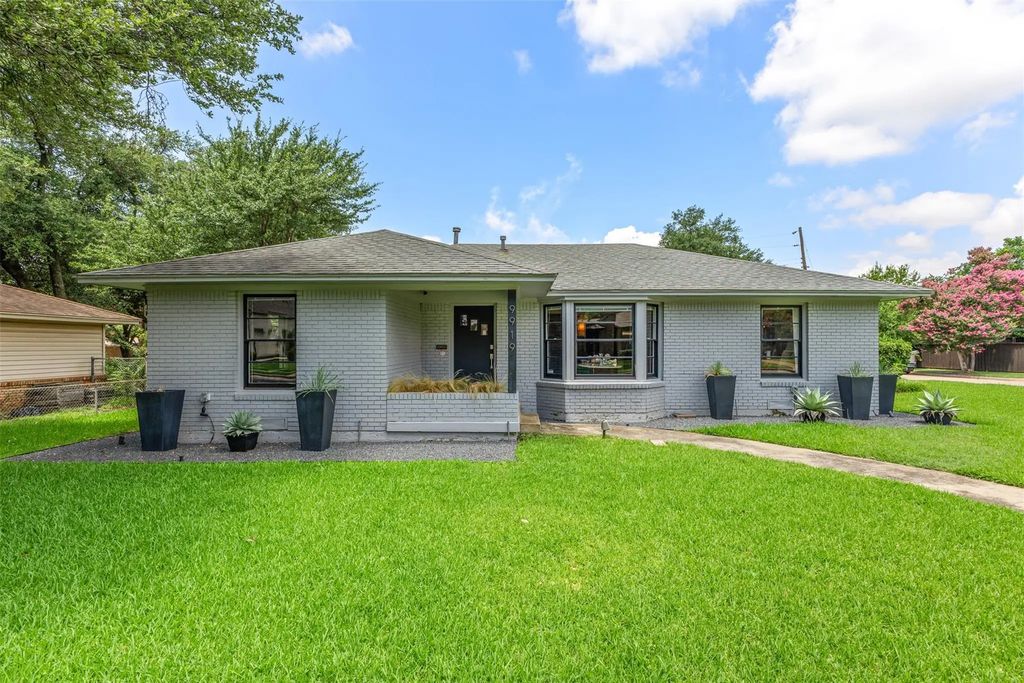 9919 Gooding Drive, Dallas