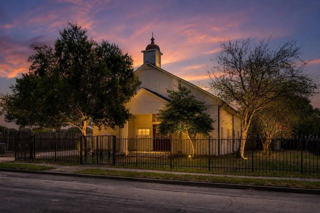 2602 Kings, Dallas