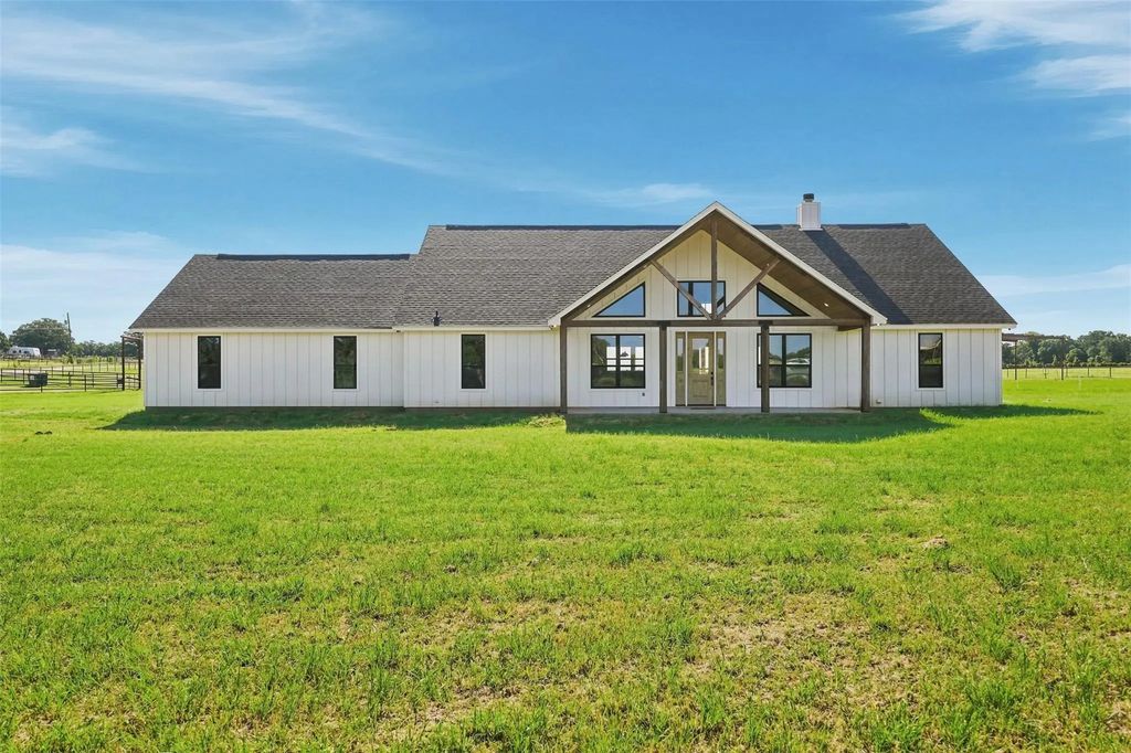 10 Keeter Lane, Lipan