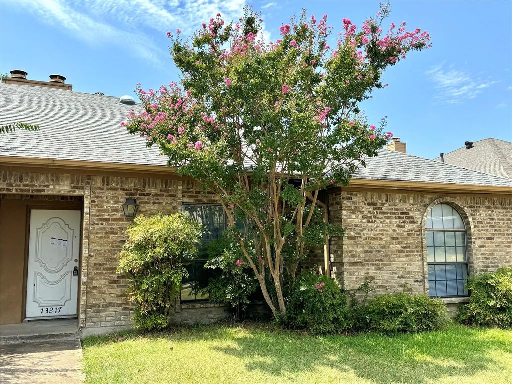 13217 Fall Manor, Dallas