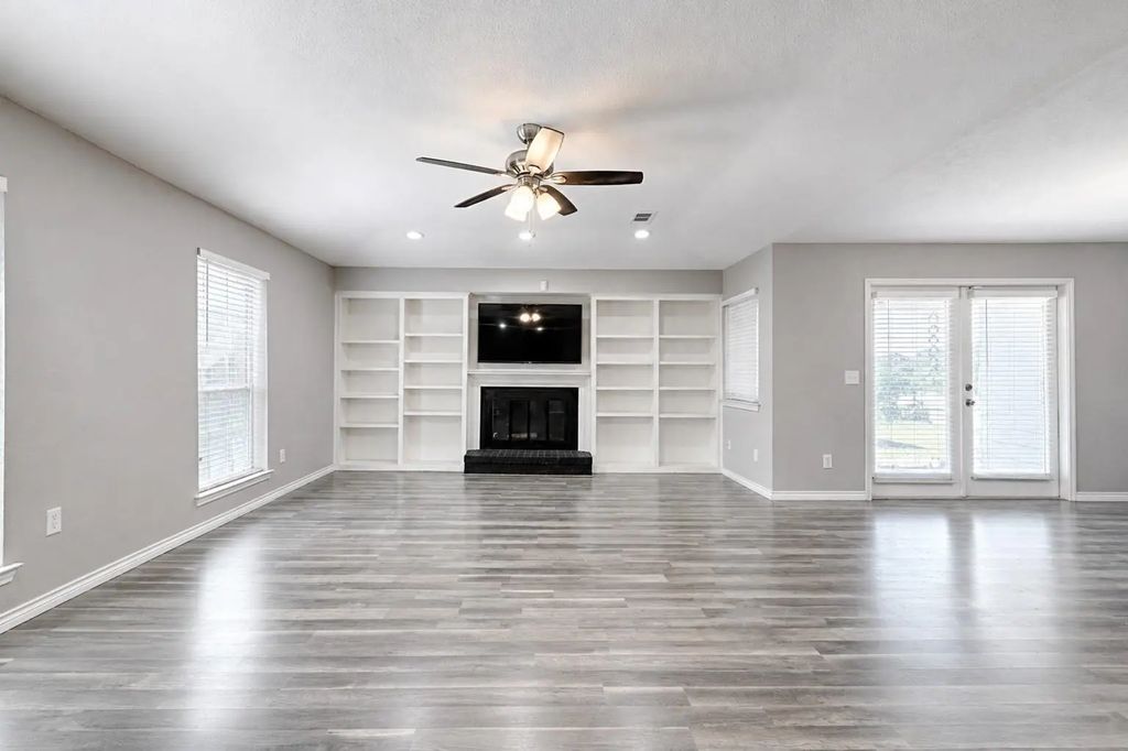 1223 Sequoia Drive, DeSoto