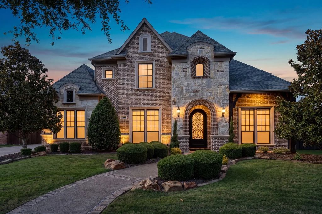 2340 Lady Cornwall Drive, Lewisville