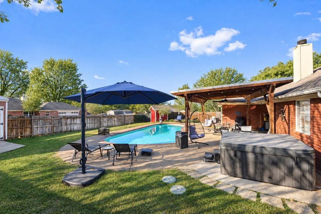 1701 Oakmeadow Drive, Decatur