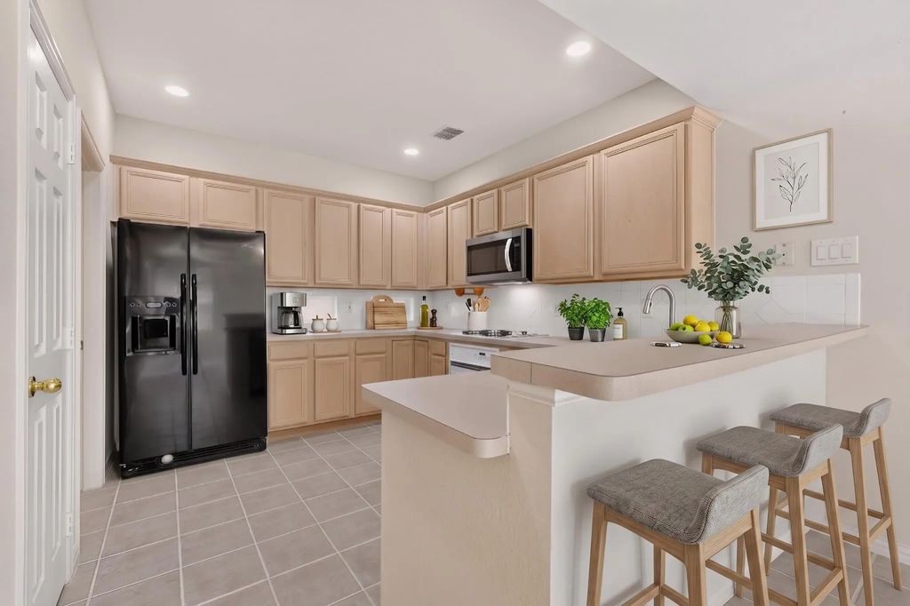 300 Cosbie Drive, Irving