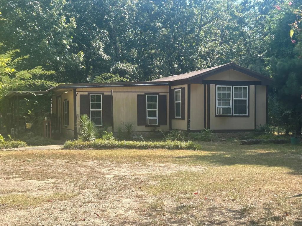 2480 County Road 44550, Paris