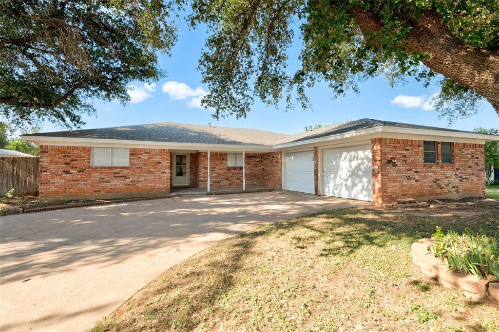 3125 Winterhawk Drive, Abilene