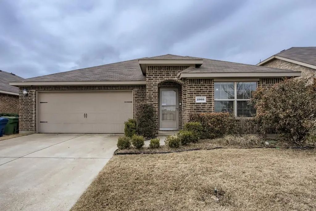 2003 Brackettville, Forney