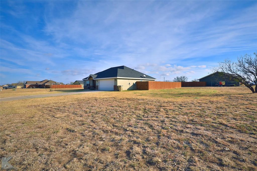 167 Big Foot Trail, Abilene