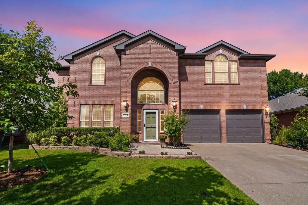 1328 Carriage Lane, Keller