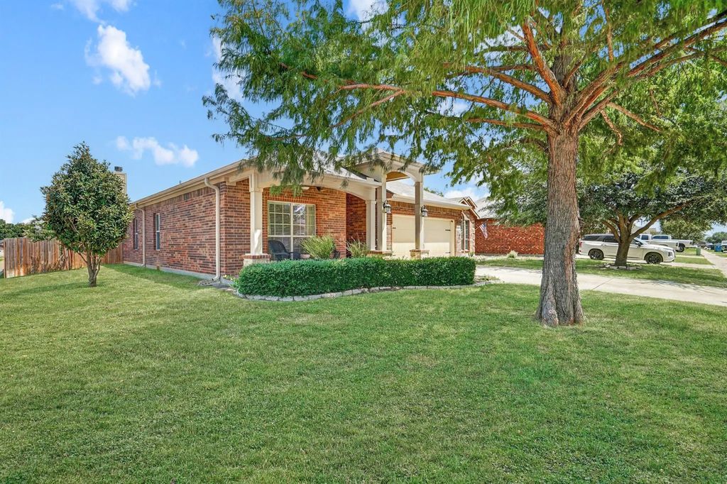 2201 Kaitlyn Drive, Weatherford