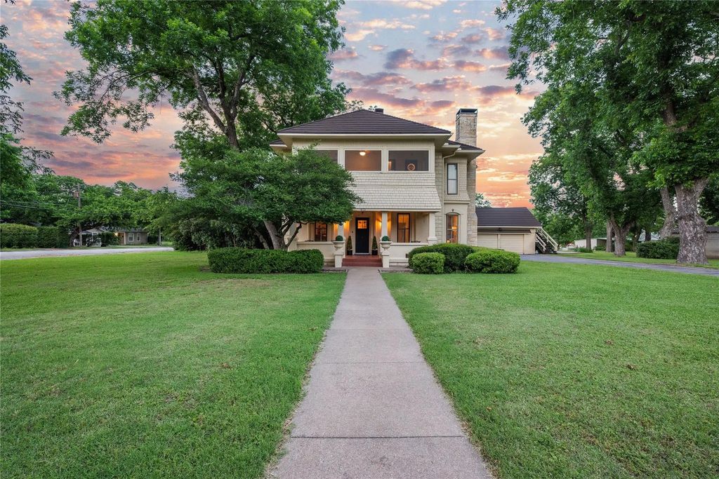 415 N Avenue I, Clifton