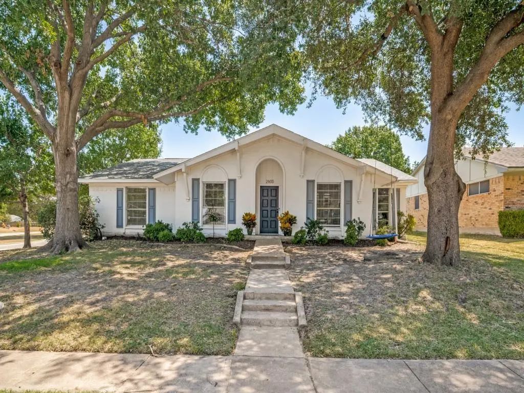 2600 Montclair Lane, Mesquite