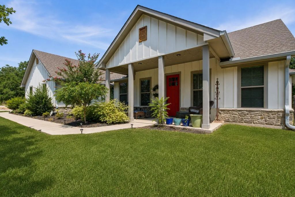 374 Clark Lake Road, Weatherford