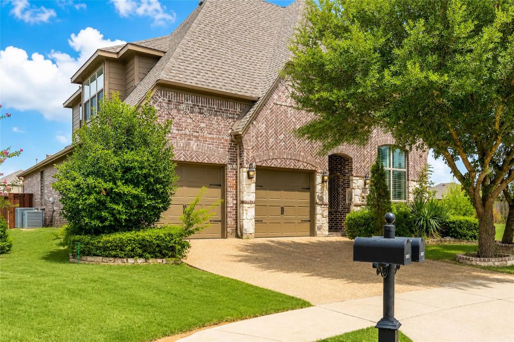 1005 Finsbury Park, Forney