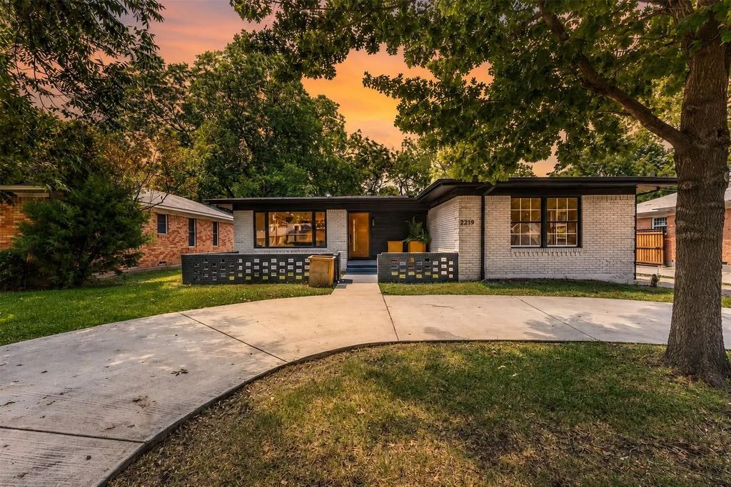 7219 E Mockingbird Lane, Dallas