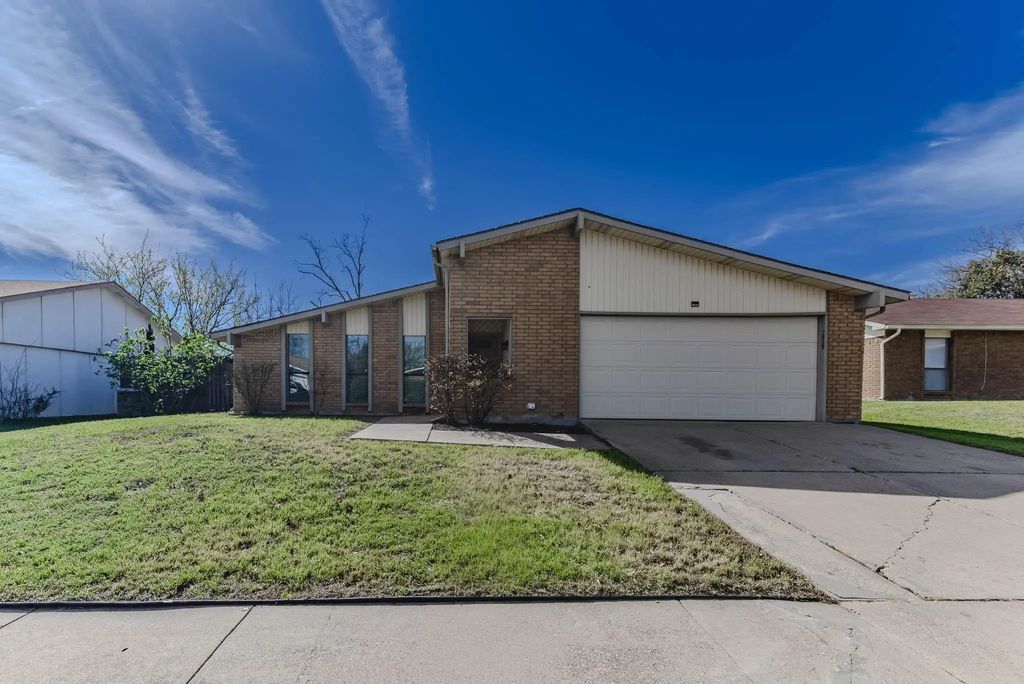 3510 Chamberland Drive, Arlington