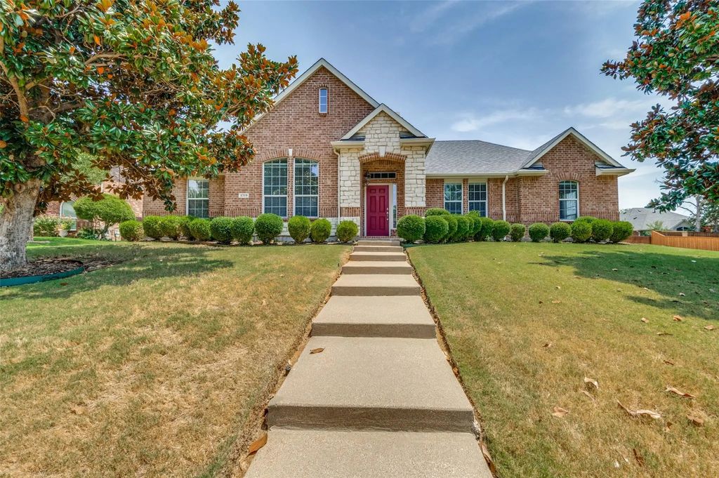 1319 Cadbury Lane, Keller