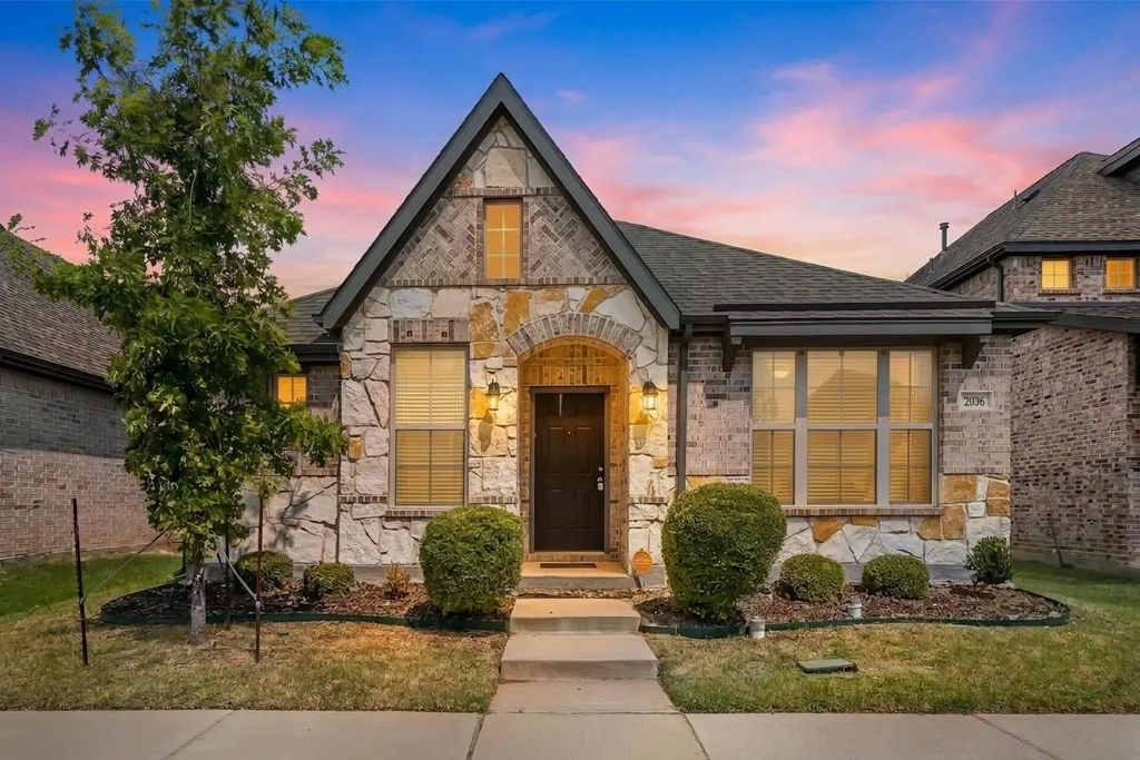 2036 Olivereta Drive, Little Elm