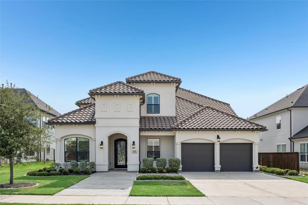 1212 Heritage West Court, Flower Mound