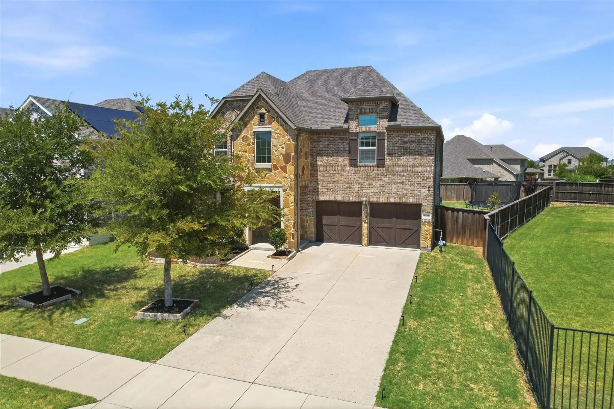 Photo of Listing #21354785