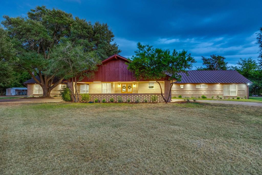 4104 Vz County Rd 3501, Wills Point