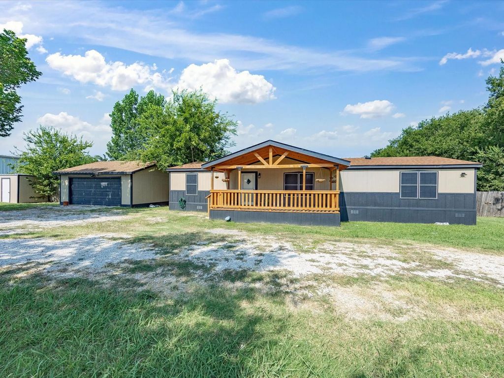 1213 Alliance Boulevard, Rhome