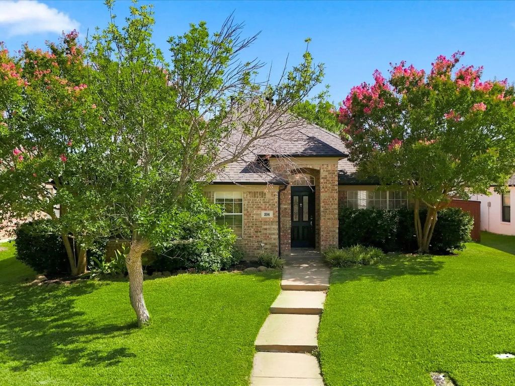 204 Meredith Court, Irving