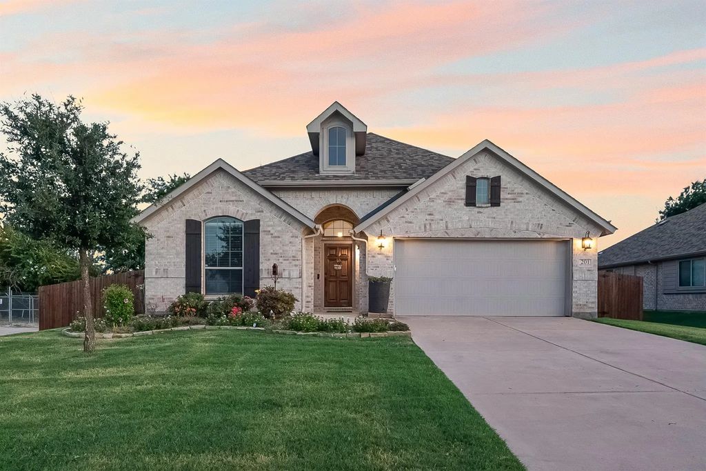 201 Providence Drive, Van Alstyne