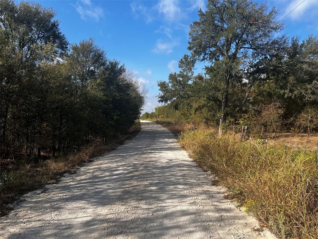 7255 Sw County Road 2420, Wortham