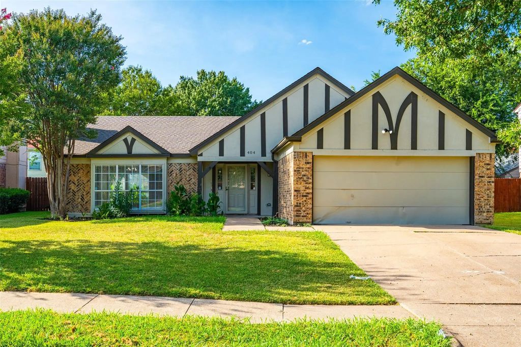 404 Spencer Circle, Grand Prairie