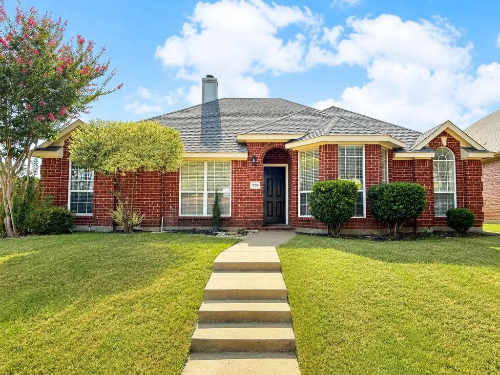 1509 Landsford Drive, Allen