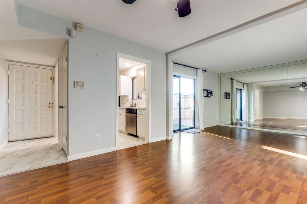 2803 Rio Branco Street 101j, Farmers Branch
