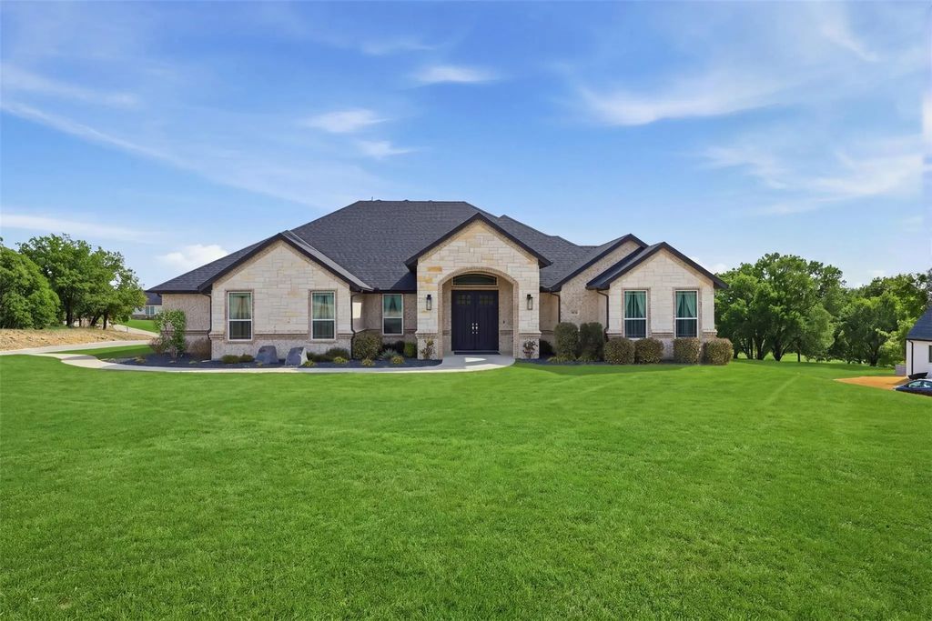 3036 Deer Court, Weatherford