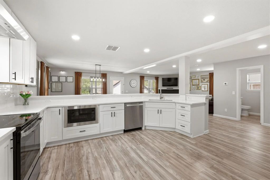 776 E Fulton Street, Van Alstyne