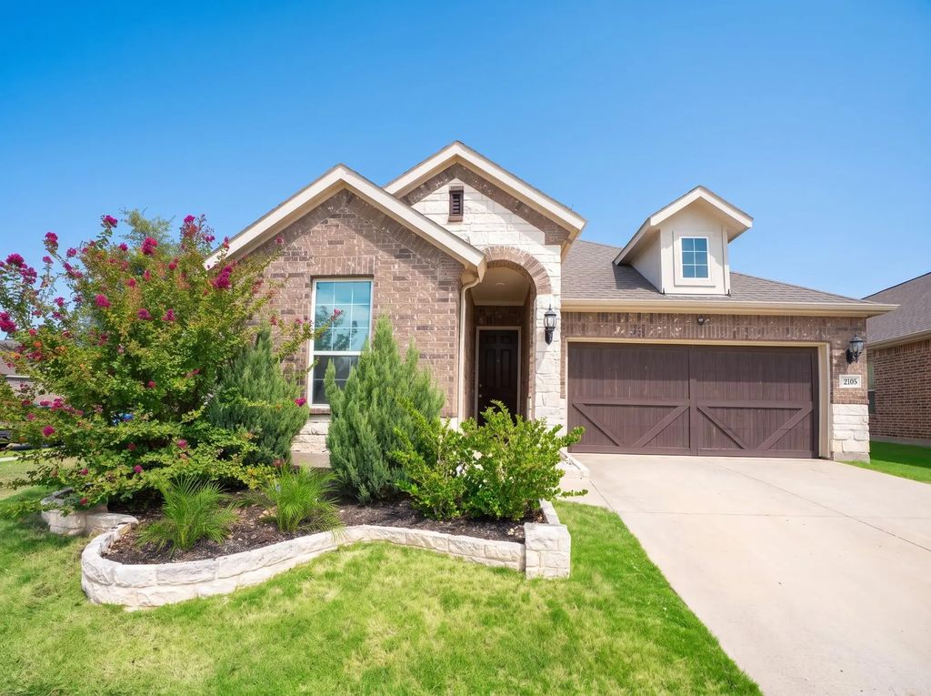 2105 Ella Lane, Carrollton