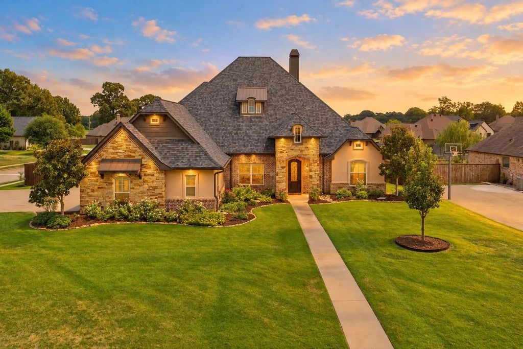 115 Circle Club Lane, Longview