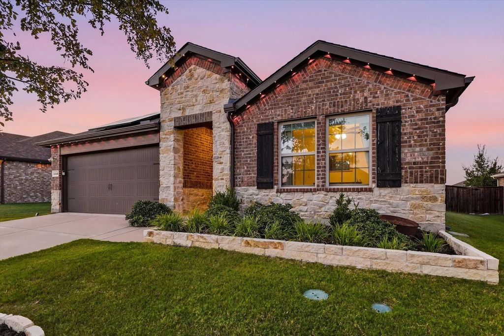 1112 Bois D Arc Lane, Anna