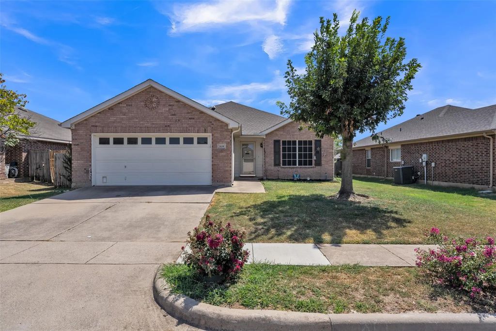 808 Flamingo Drive, Saginaw
