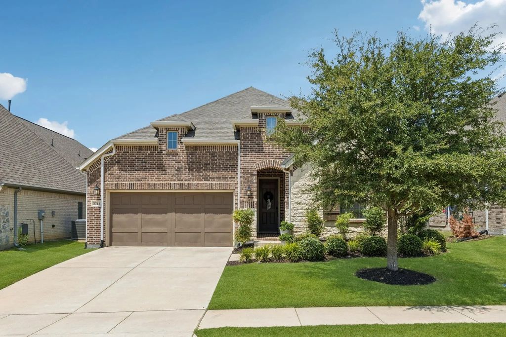 3712 Birch Wood Court, Northlake