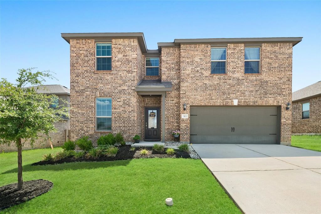 313 Wandering Stream Way, Princeton